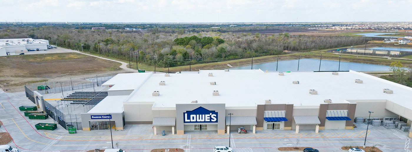 Manvel Town Center welcomes Lowe's